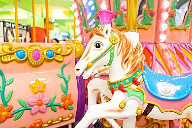 Epic计划在其手游端商店中也采取免费送游戏的策略